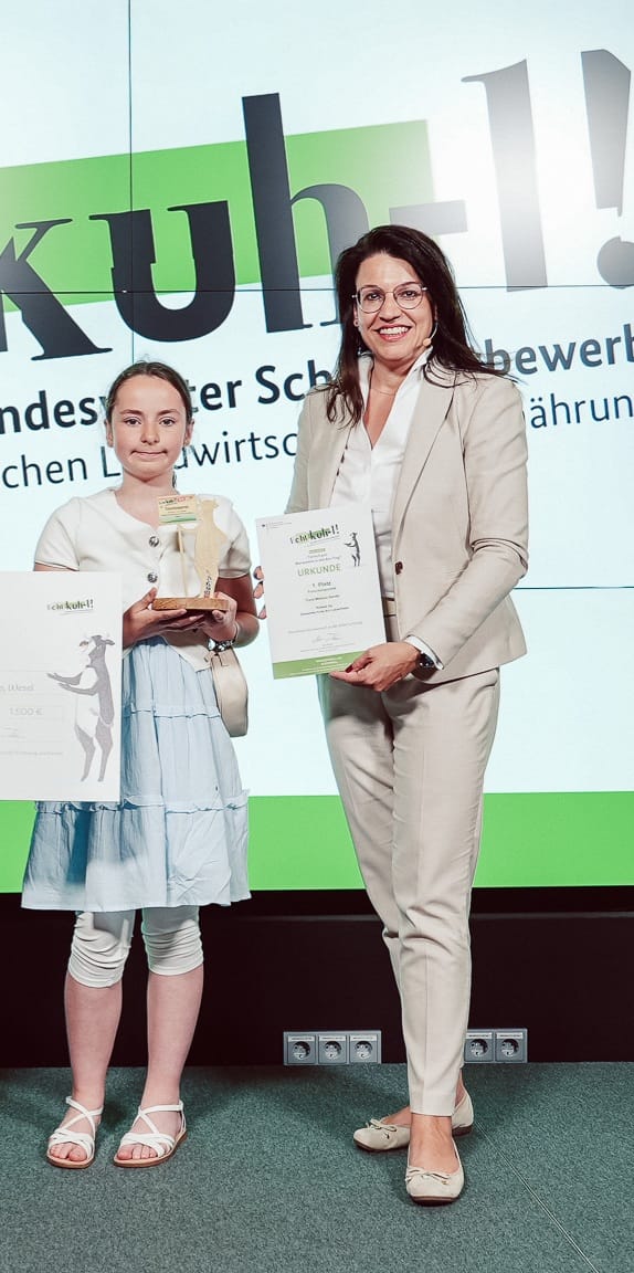 Schulwettbewerb „Echt kuh-l!“: Yuna Geratz ist die Gewinnerin des bundesweiten Forschungspreises